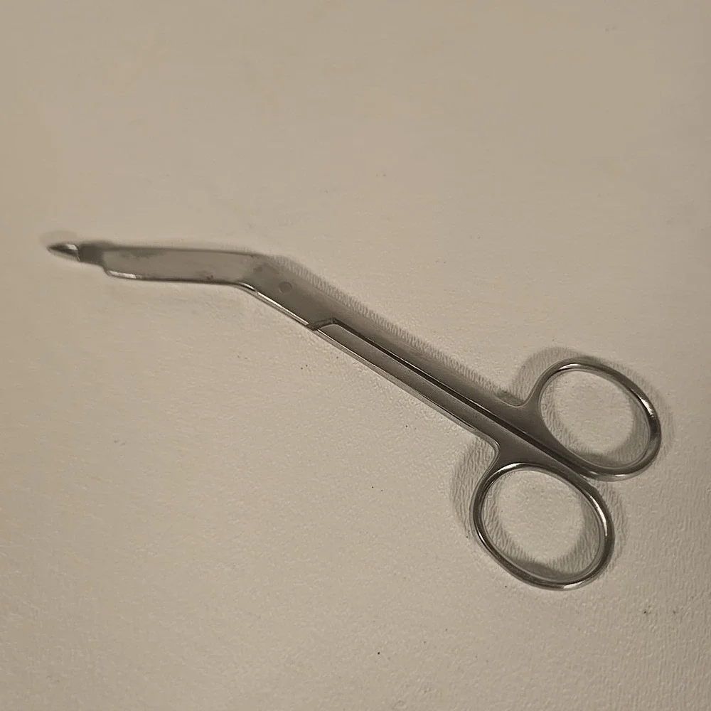 Stainless Steel Bandage Scissors 5-1/2